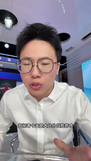 星空体育登录入口-6分4板！解说：小杨今天除了整体投篮手感一般 其他都做得不错