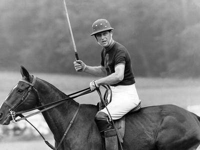 1618736306581070818.jpg u-g-Q1DSO5W0.jpg